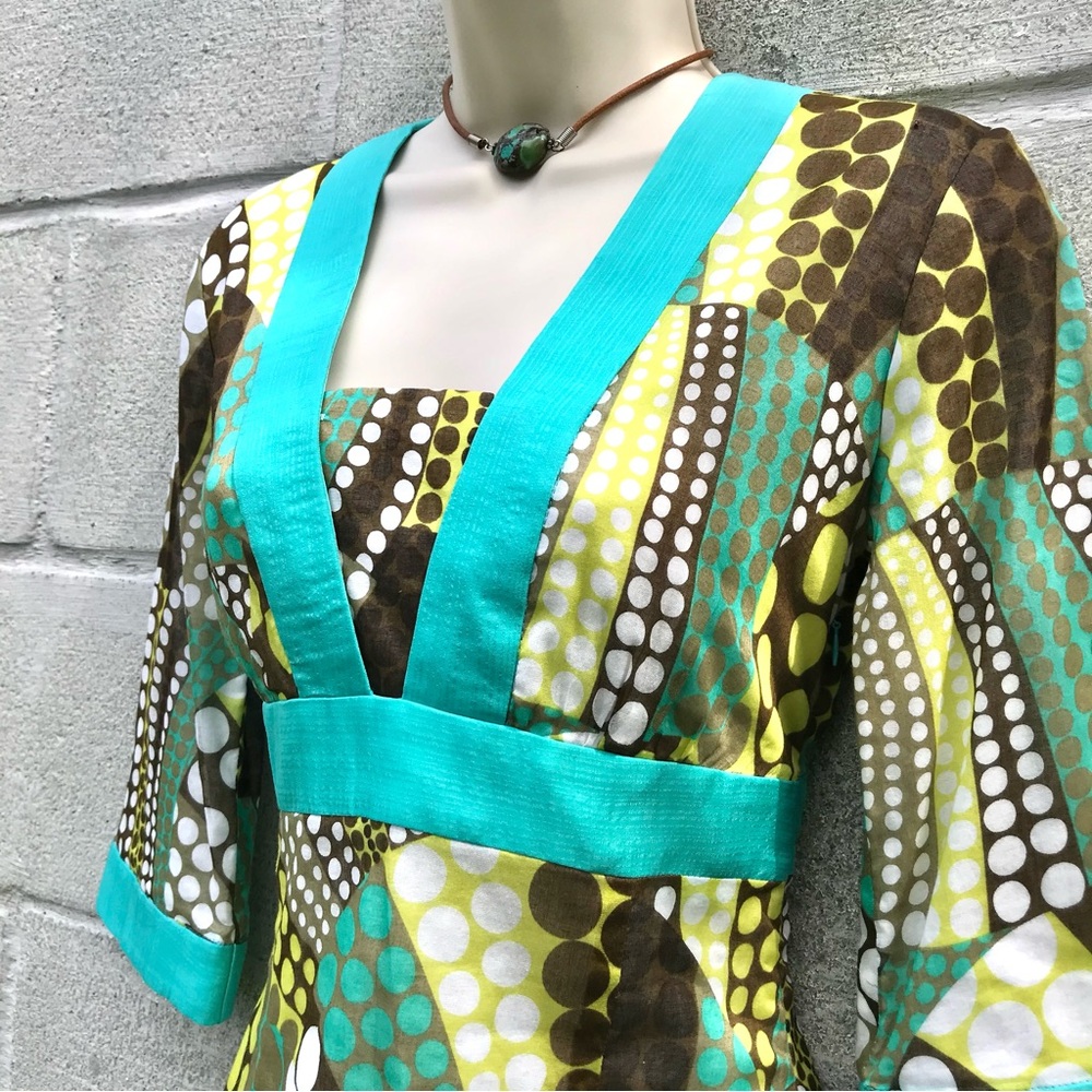 MILLY of NEW YORK Turquoise + Green Mod Print Top 3/4 sleeves Size 2 - Picture 13 of 16